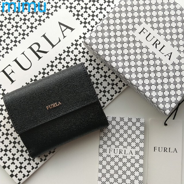 【新品】 FURLA BABYLON 新作 二つ折り財布 ブラック　コンパクト仕様