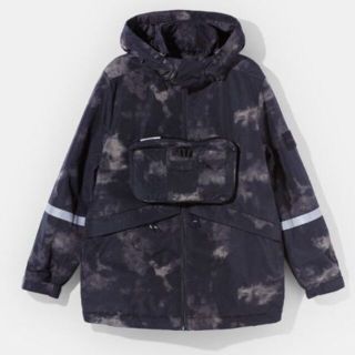 ザラ(ZARA)の新品BERSHKAクラッチバッグドッキングミリタリーブルゾンＳ(ミリタリージャケット)