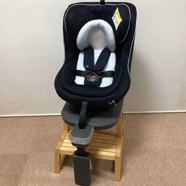 リーマン★ISOFIX★チャイルドシート iA01 1