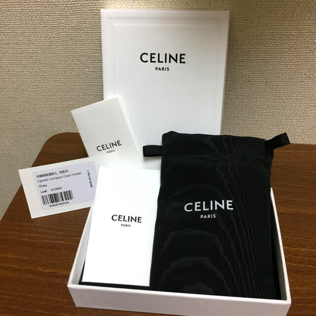 新品未使用⭐︎セリーヌ コンパクト ジップドカードホルダー - 名刺