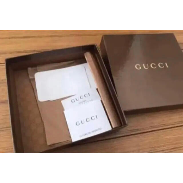 Gucci(グッチ)の【美品、箱付き】GUCCI 財布 折り財布　ブランド財布 メンズのファッション小物(折り財布)の商品写真