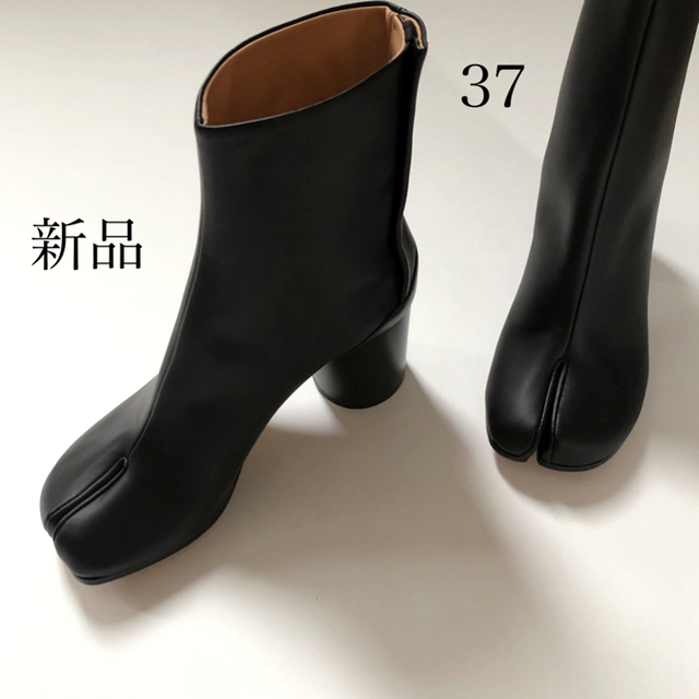 Maison Martin Margiela(マルタンマルジェラ)の新品/37 メゾン マルジェラ タビ 足袋ブーツ ブラック レディースの靴/シューズ(ブーツ)の商品写真