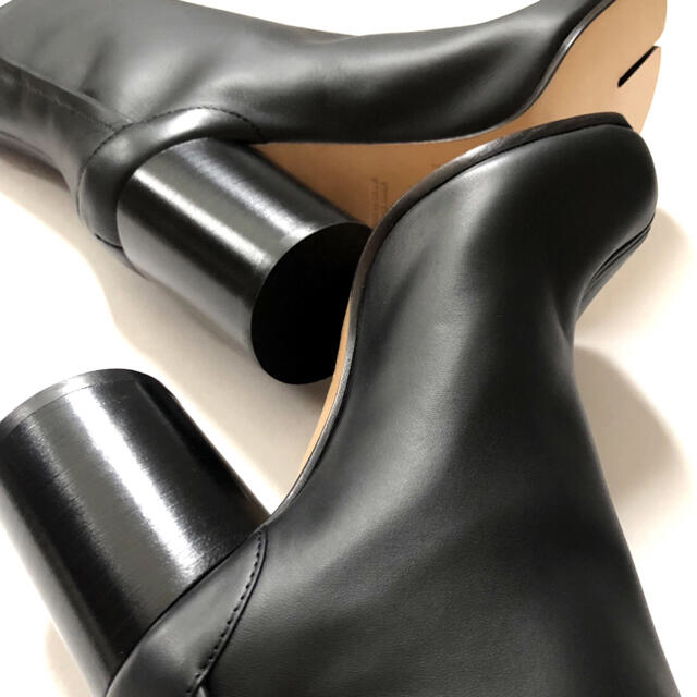 Maison Martin Margiela(マルタンマルジェラ)の新品/37 メゾン マルジェラ タビ 足袋ブーツ ブラック レディースの靴/シューズ(ブーツ)の商品写真
