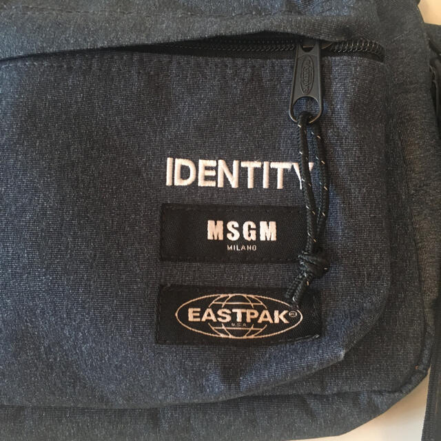 MSGM(エムエスジイエム)の【美品】MSGM×EASTPAK エムエスジーエム×イーストパック レディースのバッグ(ボディバッグ/ウエストポーチ)の商品写真