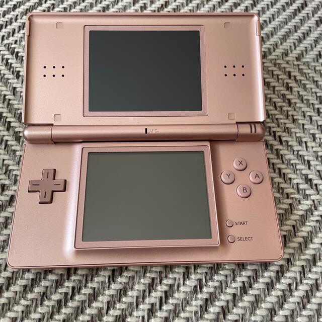 ニンテンドーDS(ニンテンドーDS)のNintendo DS ニンテンド-DS LITE メタリックロゼ エンタメ/ホビーのゲームソフト/ゲーム機本体(携帯用ゲーム機本体)の商品写真