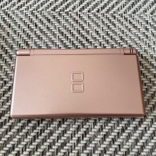 ニンテンドーDS(ニンテンドーDS)のNintendo DS ニンテンド-DS LITE メタリックロゼ(携帯用ゲーム機本体)