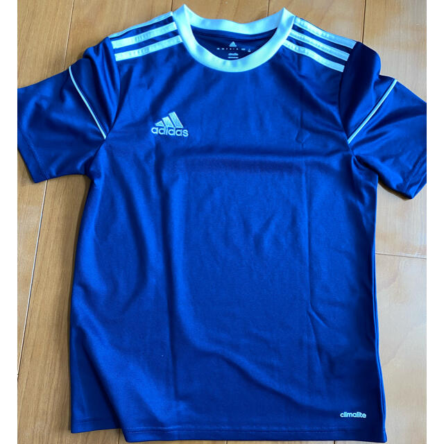 adidas(アディダス)のアディダス　シャツ　 Tシャツ キッズ/ベビー/マタニティのキッズ服男の子用(90cm~)(Tシャツ/カットソー)の商品写真