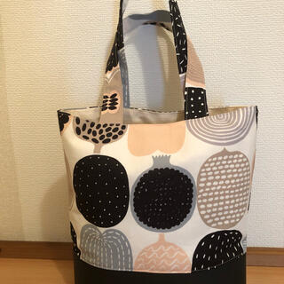 マリメッコmarimekko／VENJA TOTE BAG  レザーバッグ