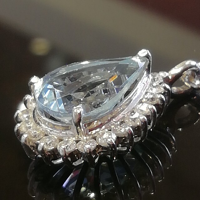 Pt900 & Pt850⚪しずく💧天然アクアマリン✨ダイヤ✨綺麗ネックレス