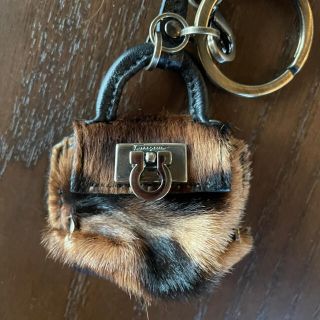 サルヴァトーレフェラガモ(Salvatore Ferragamo)の本日限定値下げ★【美品】フェラガモ　キーリング　バッグチャーム(バッグチャーム)