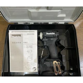 マキタ(Makita)のマキタ　インパクトドライバー　TD172D ブラック　新品未使用品！(工具/メンテナンス)