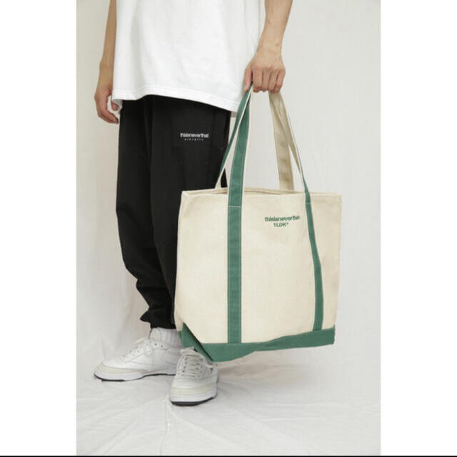 1LDK SELECT(ワンエルディーケーセレクト)のSUPER MARIO "Yoshi" Embroidered Tote Bag メンズのバッグ(トートバッグ)の商品写真