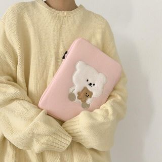 バムトリー新品未使用♡韓国雑貨 バムトリー くま タブレットケース・13inch(ノートPC)