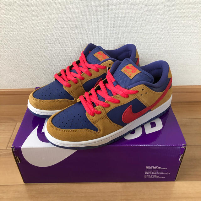 NIKE(ナイキ)のNIKE SB DUNK LOW PRO WHEAT AND PURPLE メンズの靴/シューズ(スニーカー)の商品写真