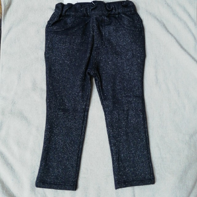 BeBe - 新品 BeBe ラメラメデニムニットパンツネイビー90cmの通販 by ... 新品 BeBe ラメラメデニムニットパンツ ブラック90cm