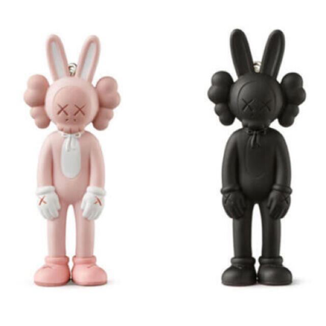 KAWS TOKYO FIRST キーホルダー 5個セット