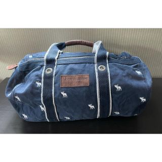 アバクロンビーアンドフィッチ(Abercrombie&Fitch)のアバクロ  ロゴ♡ボストンバッグ【購入順オッケーです♡】(ボストンバッグ)