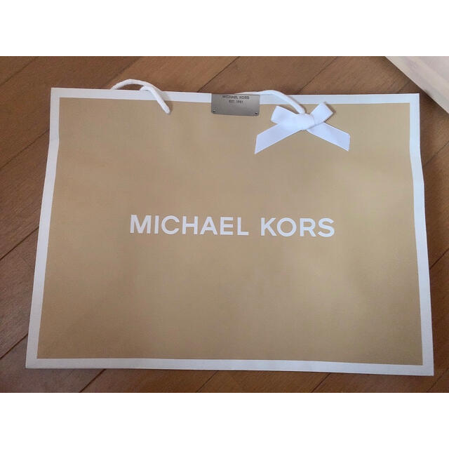 Michael Kors(マイケルコース)のマイケルコース　紙袋　ショッパー レディースのバッグ(ショップ袋)の商品写真