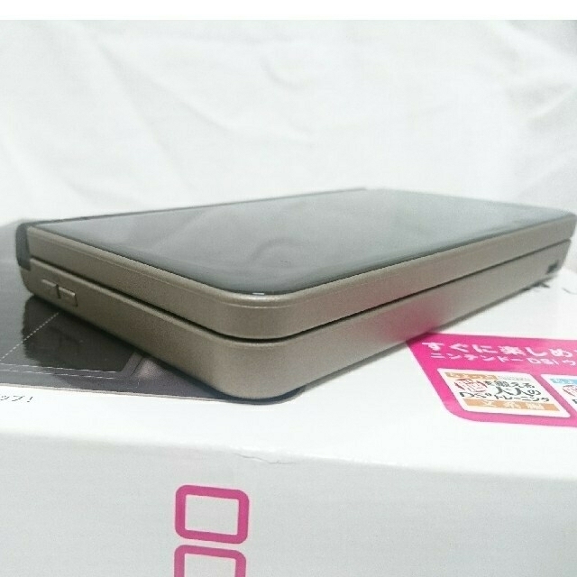 ニンテンドーDS(ニンテンドーDS)のNintendo DS ニンテンドー DSI LL DARK BROWN エンタメ/ホビーのゲームソフト/ゲーム機本体(携帯用ゲーム機本体)の商品写真