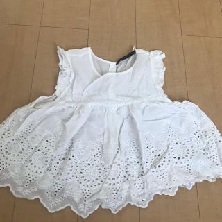 ザラ(ZARA)のzara購入！激かわ　刺繍ブラウス　タンクトップ(シャツ/ブラウス(半袖/袖なし))