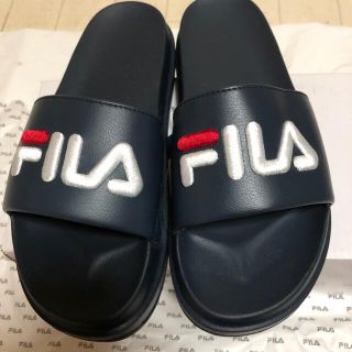 フィラ(FILA)のfilaサンダル　ネイビー　24cm(サンダル)