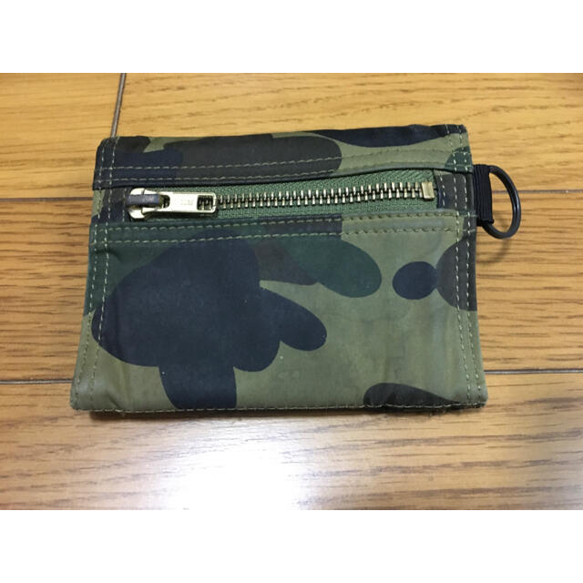 中古APE×PORTER財布エイプ 緑迷彩ポーター ウォレット使用感、汚れあり