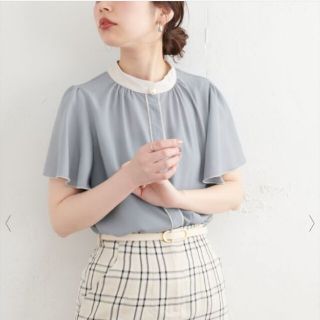 ナチュラルクチュール(natural couture)のnatural couture　パール釦ポイントバイカラーフレア袖ブラウス(シャツ/ブラウス(半袖/袖なし))