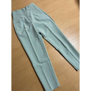 ザラ(ZARA)のZARA ザラ　人気のパンツ　綺麗色パンツ(カジュアルパンツ)