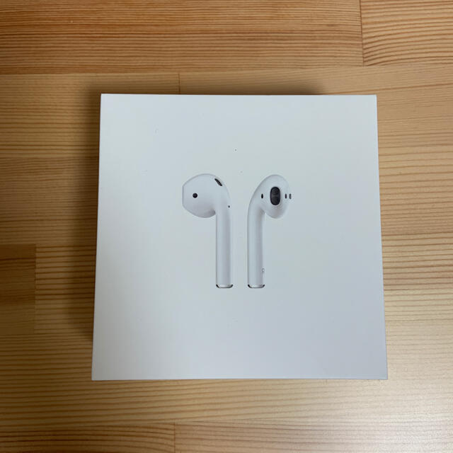 Apple AirPods with Charging Case エアーポッズ