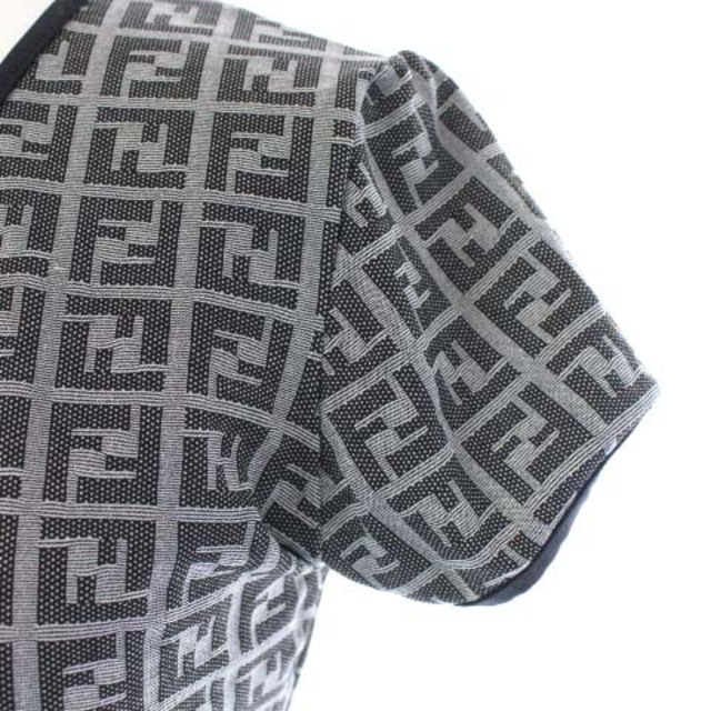 FENDI(フェンディ)のフェンディ カットソー Tシャツ 半袖 ズッカ柄 ストレッチ 40 M グレー レディースのトップス(Tシャツ(半袖/袖なし))の商品写真