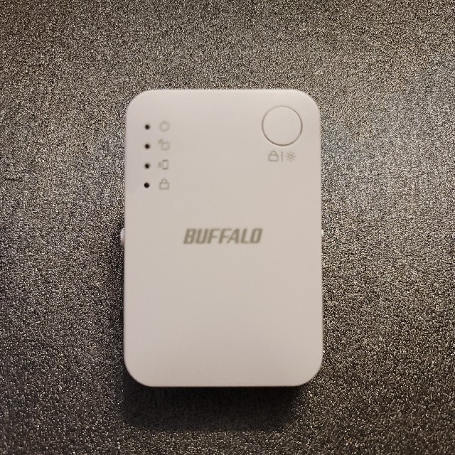 Buffalo(バッファロー)のWi-Fi中継機ハイパワーモデル WEX-1166DHPS AirStation スマホ/家電/カメラのスマホ/家電/カメラ その他(その他)の商品写真