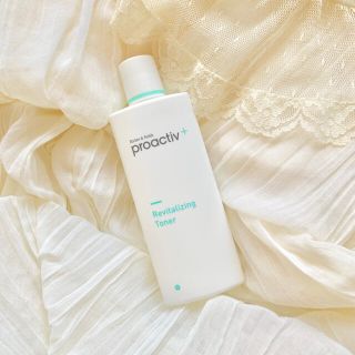 プロアクティブ(proactiv)のリバイタライジングトナー 120ml(化粧水/ローション)