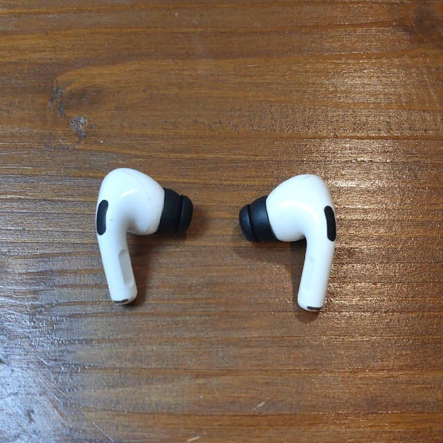 Apple(アップル)のAirPods2 ケース無し スマホ/家電/カメラのオーディオ機器(ヘッドフォン/イヤフォン)の商品写真