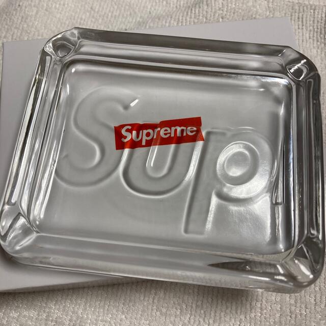 Supreme(シュプリーム)のDebossed Glass Ashtray インテリア/住まい/日用品のインテリア小物(灰皿)の商品写真