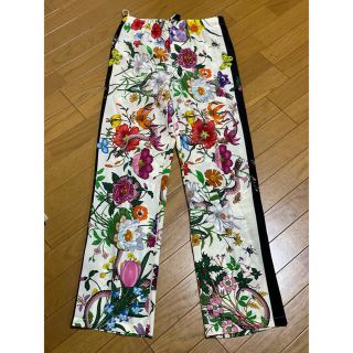 【希少・極美品】グッチ シルクパンツ 総柄 ペイズリー柄 高級 シルク100 M