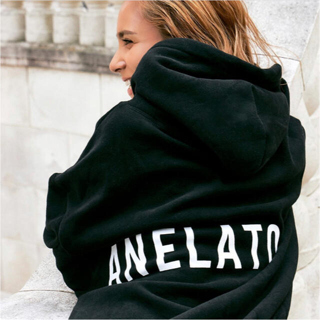 ANELA TOKYO ビッグフーディ ロゴスウェット 現在、販売してない物です
