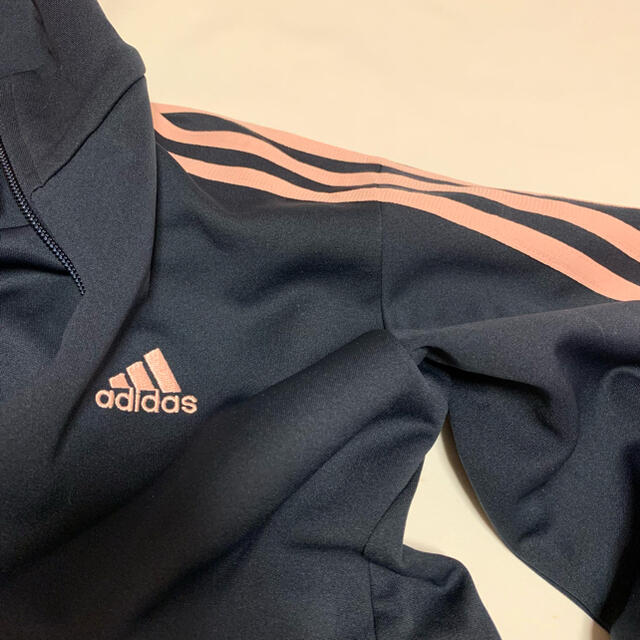 adidas(アディダス)のアディダス  dn1393 ジャージ ジャケット ジャージ ブルゾン ストライプ レディースのジャケット/アウター(ブルゾン)の商品写真