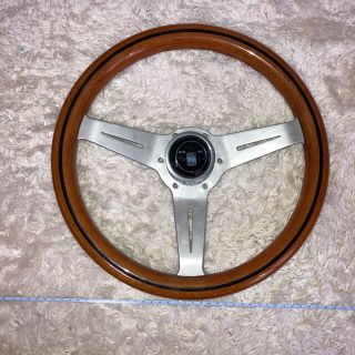 Nardi ステアリング　美品(汎用パーツ)