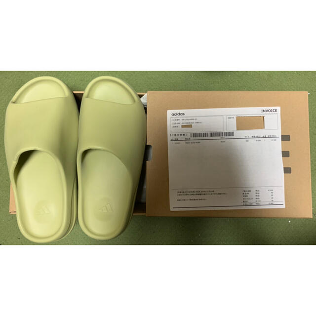 adidas(アディダス)のアディダス adidas  yeezy Slide Resin 28.5 メンズの靴/シューズ(サンダル)の商品写真