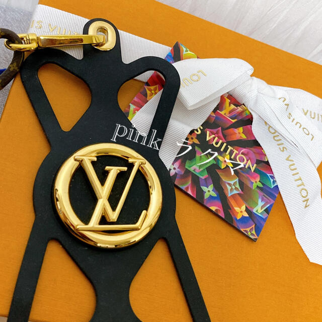 LOUIS VUITTON(ルイヴィトン)のルイヴィトン フォンホルダー iPhone スマホ リング ストラップ スマホ/家電/カメラのスマホアクセサリー(iPhoneケース)の商品写真