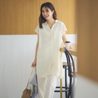 ユニクロ(UNIQLO)のユニクロ　リネンブレンドロングシャツ　半袖　新品(シャツ/ブラウス(半袖/袖なし))