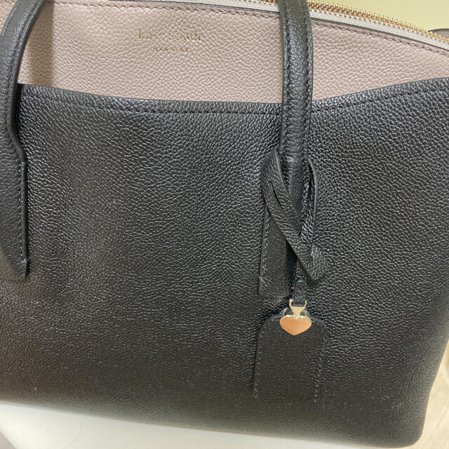 kate spade new york(ケイトスペードニューヨーク)の美品　ケイトスペード　マルゴー　ラージサッチェル レディースのバッグ(トートバッグ)の商品写真