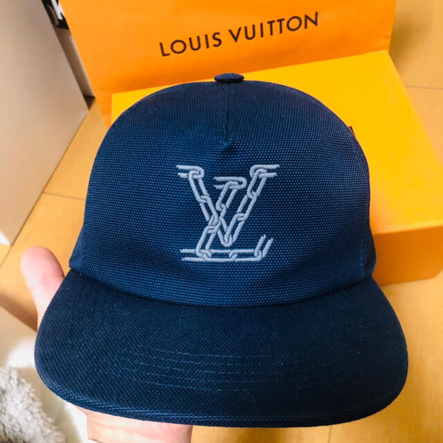 LOUIS VUITTON(ルイヴィトン)のルイヴィトン　VIRGIL ABLOH キャップ　帽子 メンズの帽子(キャップ)の商品写真