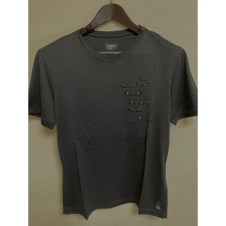 FENDI(Tシャツ/カットソー(半袖/袖なし))のフリマアイテム一覧 FENDI(Tシャツ/カットソー(半袖/袖なし))のフリマアイテム一覧