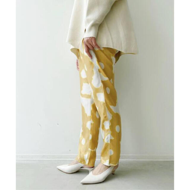 L'Appartement DEUXIEME CLASSE(アパルトモンドゥーズィエムクラス)のアパルトモン BANANATIME Tapered Pants 新品 34 レディースのパンツ(カジュアルパンツ)の商品写真