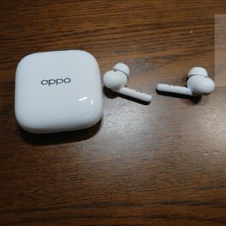 【中古美品】OPPO Enco W51 ワイヤレスイヤホン ホワイト(ヘッドフォン/イヤフォン)