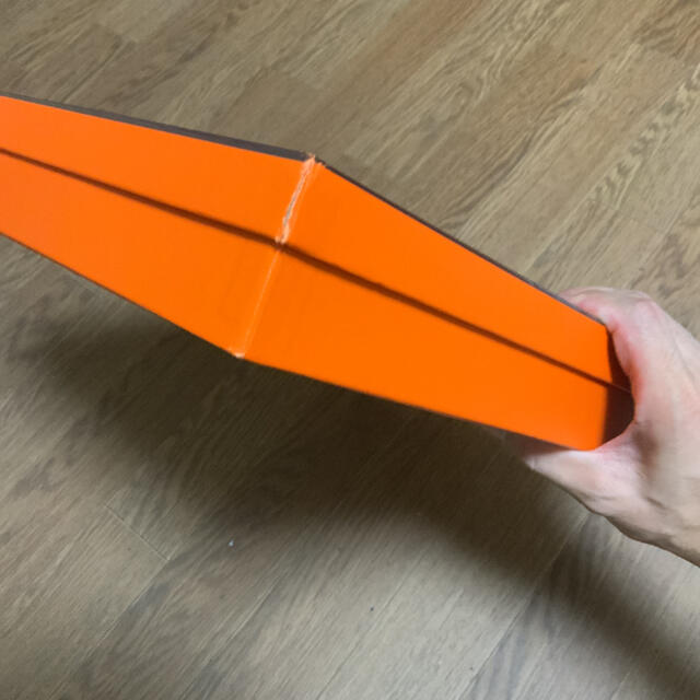 Hermes(エルメス)のHERMES エルメス 空箱 30×30×5センチ レディースのバッグ(ショップ袋)の商品写真