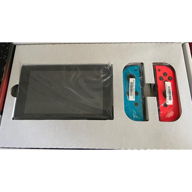 Nintendo Switch(ニンテンドースイッチ)のニンテンドー スイッチ Nintendo Switch ネオンレッド 旧型 エンタメ/ホビーのゲームソフト/ゲーム機本体(家庭用ゲーム機本体)の商品写真