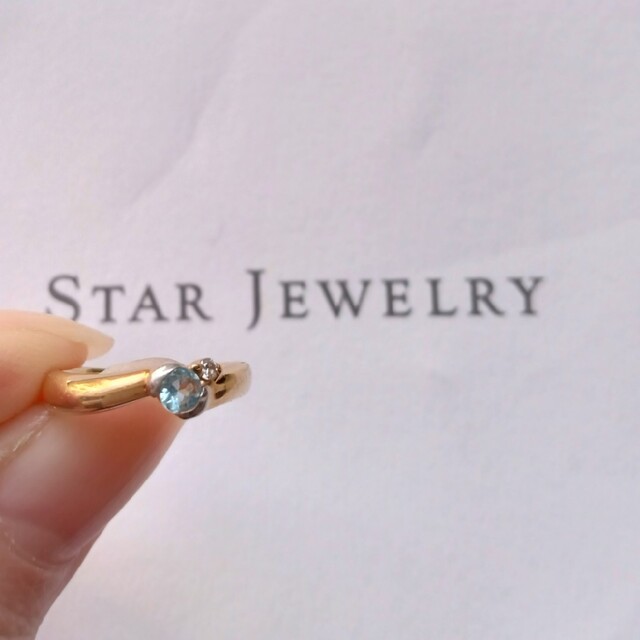 STAR JEWELRY(スタージュエリー)のSTAR JEWELRY ブルートパーズ・ダイヤピンキーリング K18 レディースのアクセサリー(リング(指輪))の商品写真