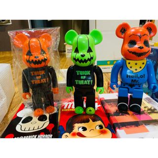 メディコムトイ(MEDICOM TOY)のBEARBRICK  400％と100%  セット(ぬいぐるみ)